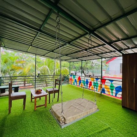 Celebration Villa Lonavala Exteriör bild